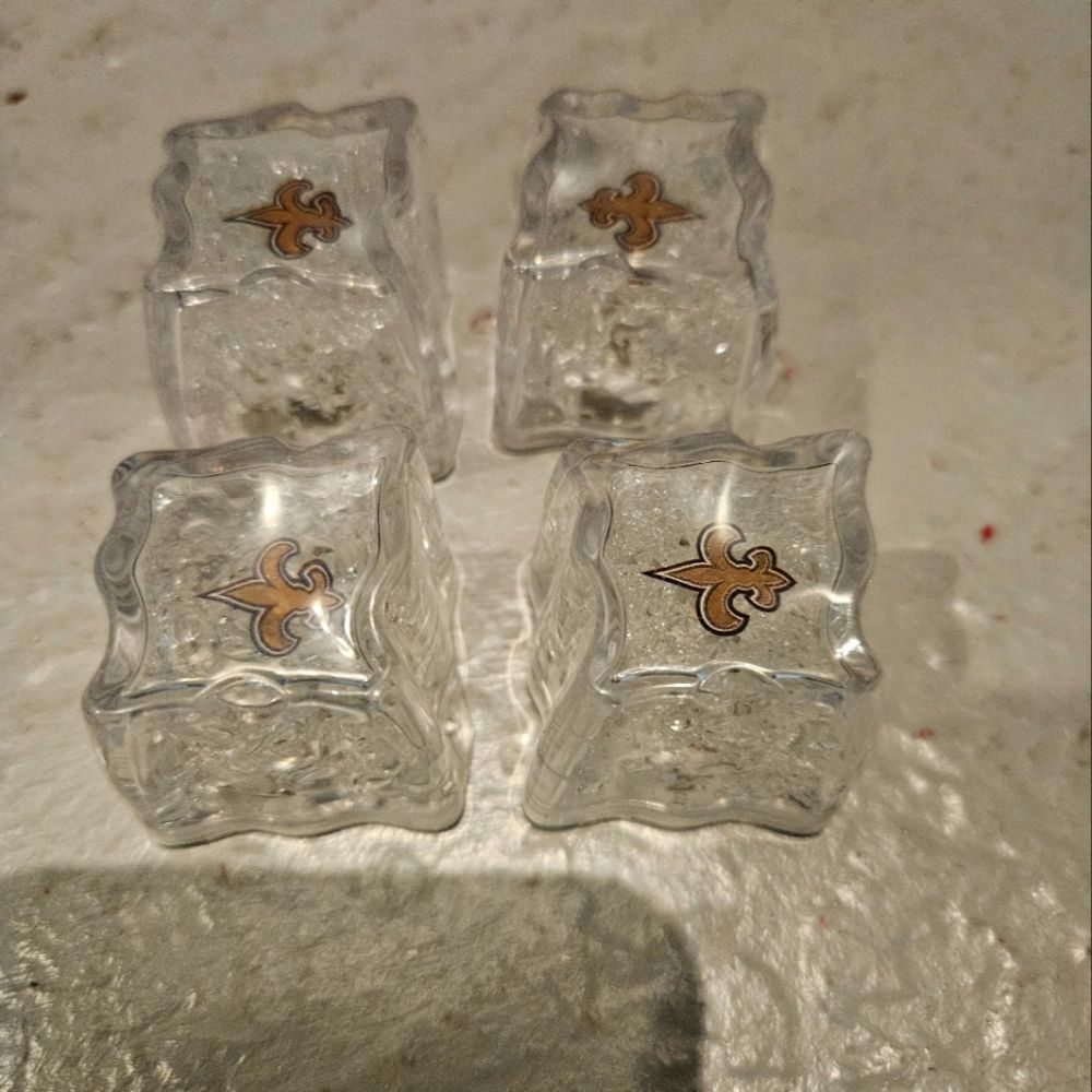 NFL Saints Fake Ice Cubes Reusable Ice Cubes Barware Light Up Ice Cubes